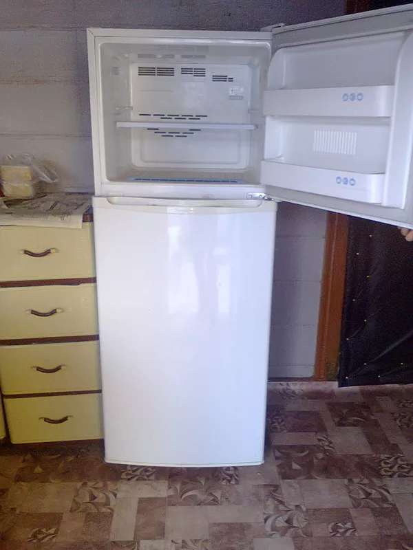 Продаётся холодильник LG EXRESS COOL 3