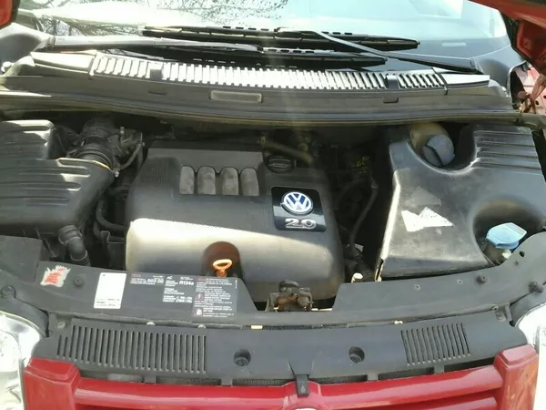 Продам машину Volkswagen Sharan 2002 года 3